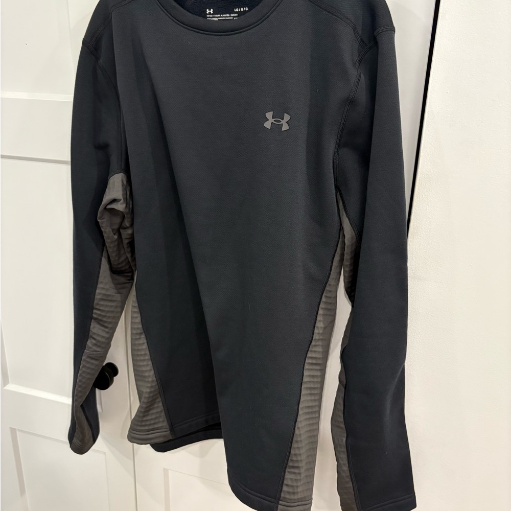 Under Armour Black and Gray Long Sleeve Shirt